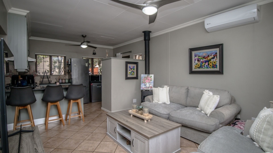 3 Bedroom Property for Sale in The Coves North West